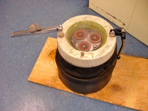 The "Shatter Box", a device used to pulverize leave samples for chemical analysis
